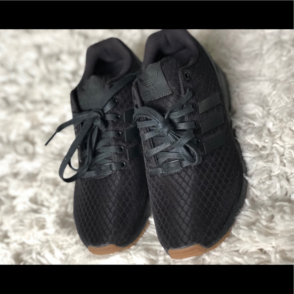 MENS 7 ADIDAS ZX FLUX